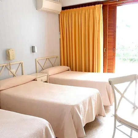 Tramontana Hotel 2*