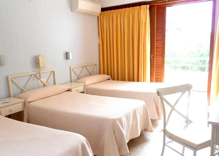 Tramontana Hotel 2*